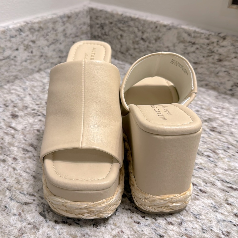 Altar’d state wedges